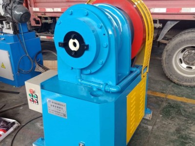 Pipe shinking machine