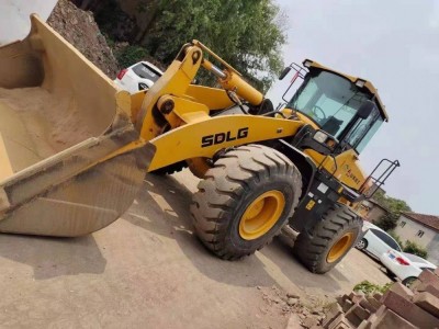 Forklift / transfer machine / 3