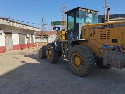 Loader / forklift / 5