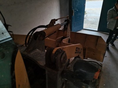 Loader / forklift / 6
