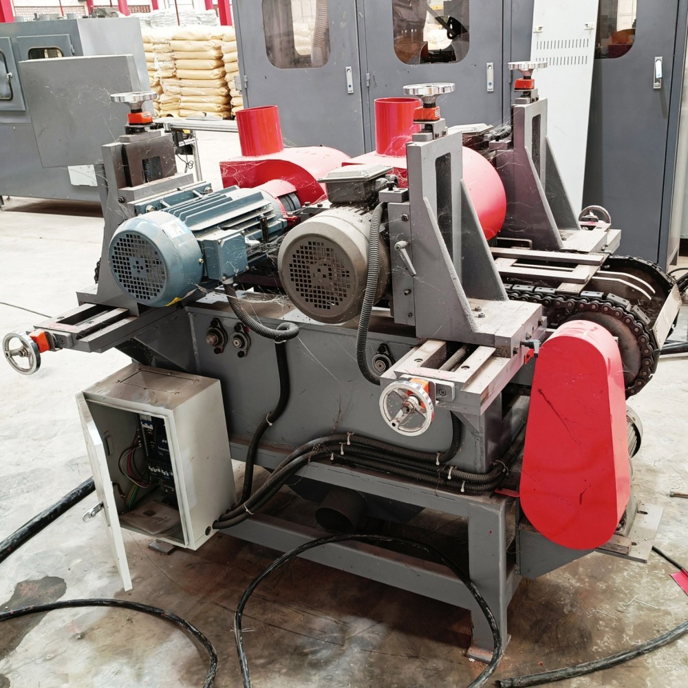 Automobile brake pad grooving and chamfering machine