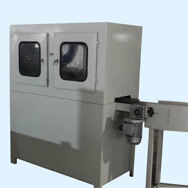 Surface cleaning machine