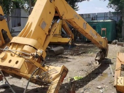 Truck mounted crane / 4