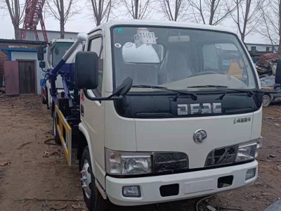 Sewage suction truck / 3