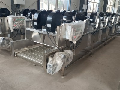 Bubble cleaning machine / 4