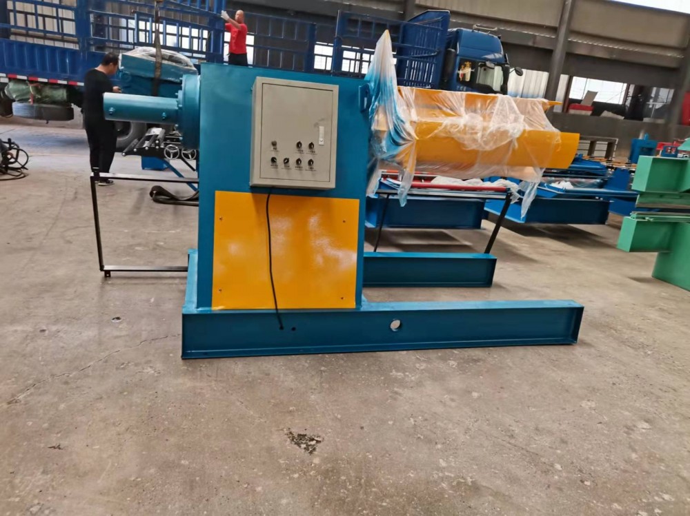 7 tons hydraulic Uncoiler Machine