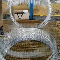 Blade barbed wire machinery