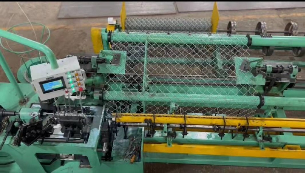 Prismatic mesh machinery