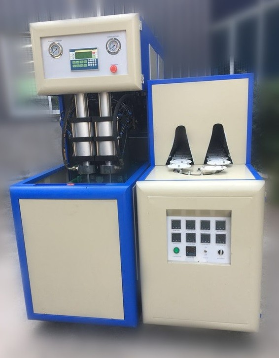 PET jar blowing machine