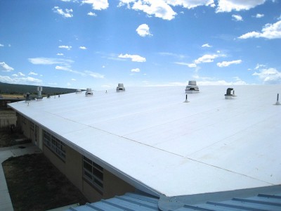 Self adhesive TPO roofing / 3