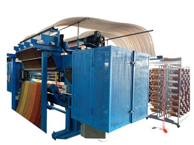 Carpet tufting machine / 2