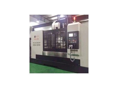 XFQ1380 Vertical Machining Center / 4