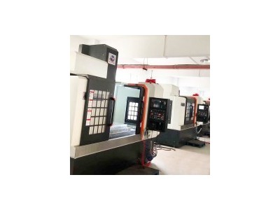 XFQ855 Vertical Machining Center / 3