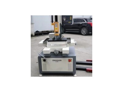 Fine hole discharge machine, punching machine, EDM punching machine / 2