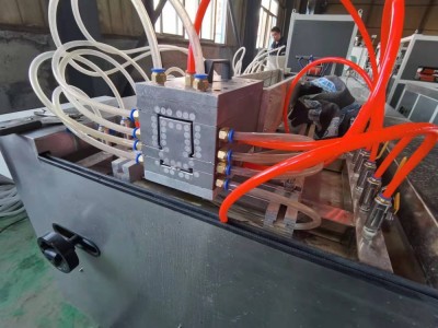 PVC profile machine / 3