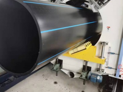 HDPE Large Dia. Pipe Machine / 3