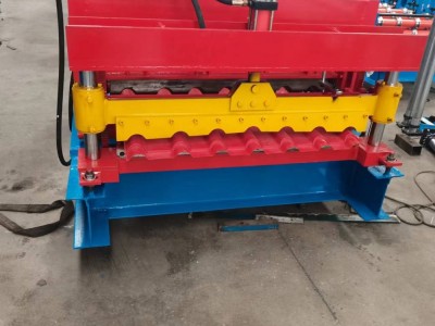 roll forming machine for two size