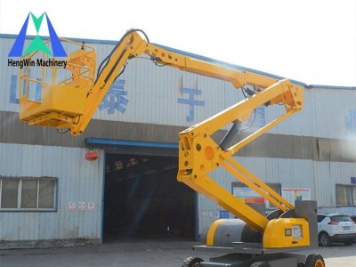 Self propelled curved arm aerial work platform truck 10m-20m / 2