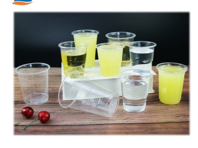 Plastic cup making machine / 3