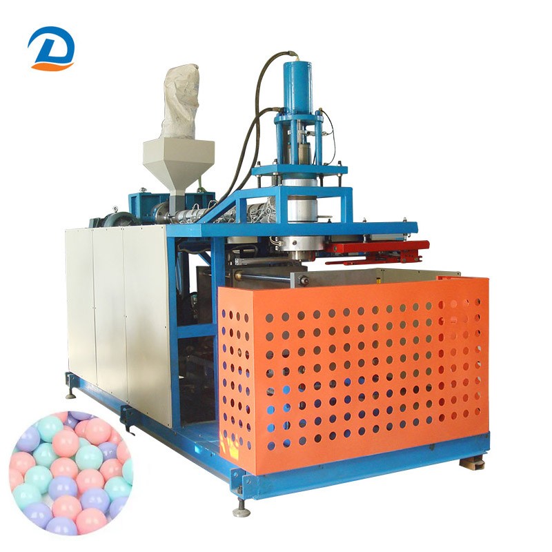 Plastic ball making machine