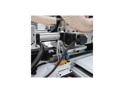 side punch machine / 4
