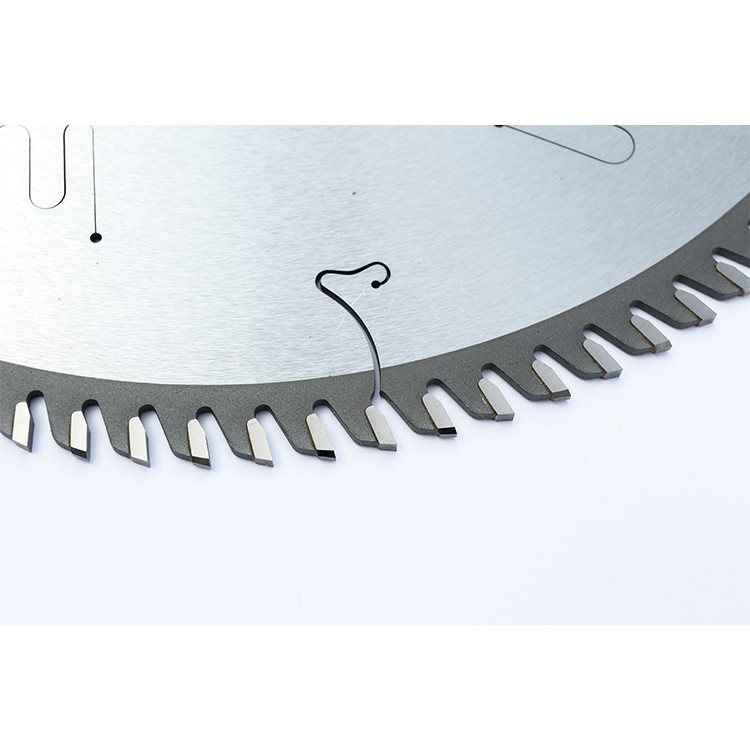 Wood cutting 300mm96T sawblade / 6