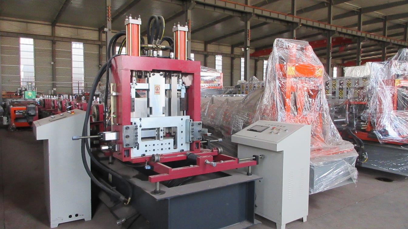 C Z type steel purlin machine / 3