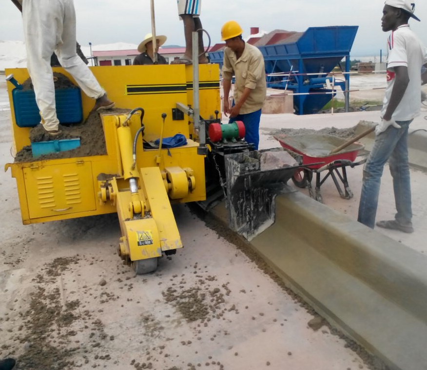 Landscape Road Curb Machine