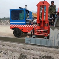 Slipform Concrete Kerb Machine