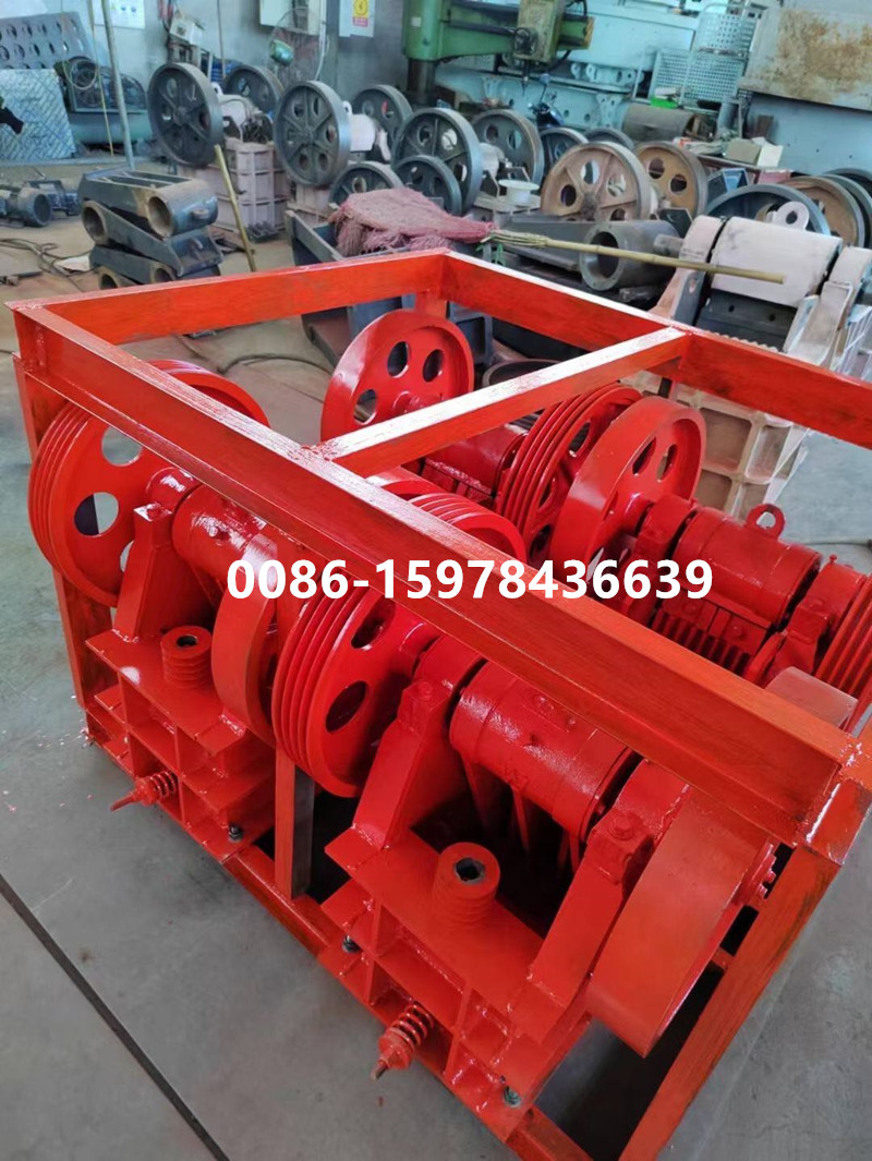 Jaw Crusher in Mining / 4
