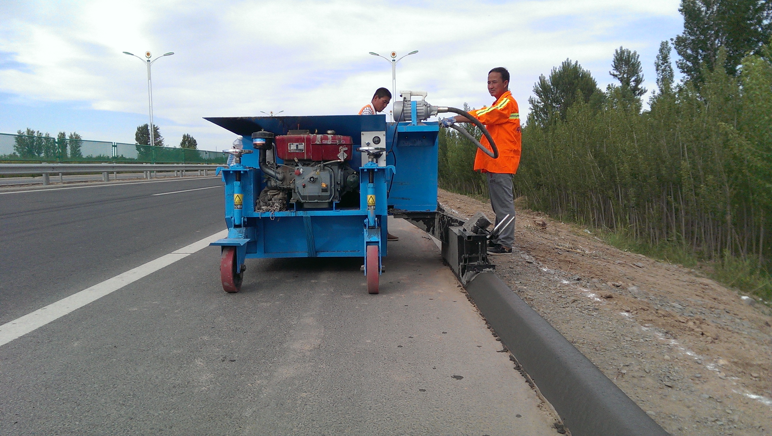 Concrete Kerb Laying Machine