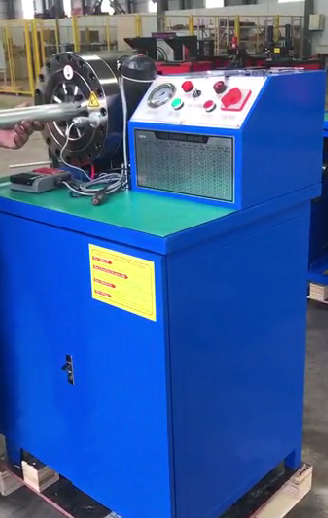 Hose crimping machine / 6