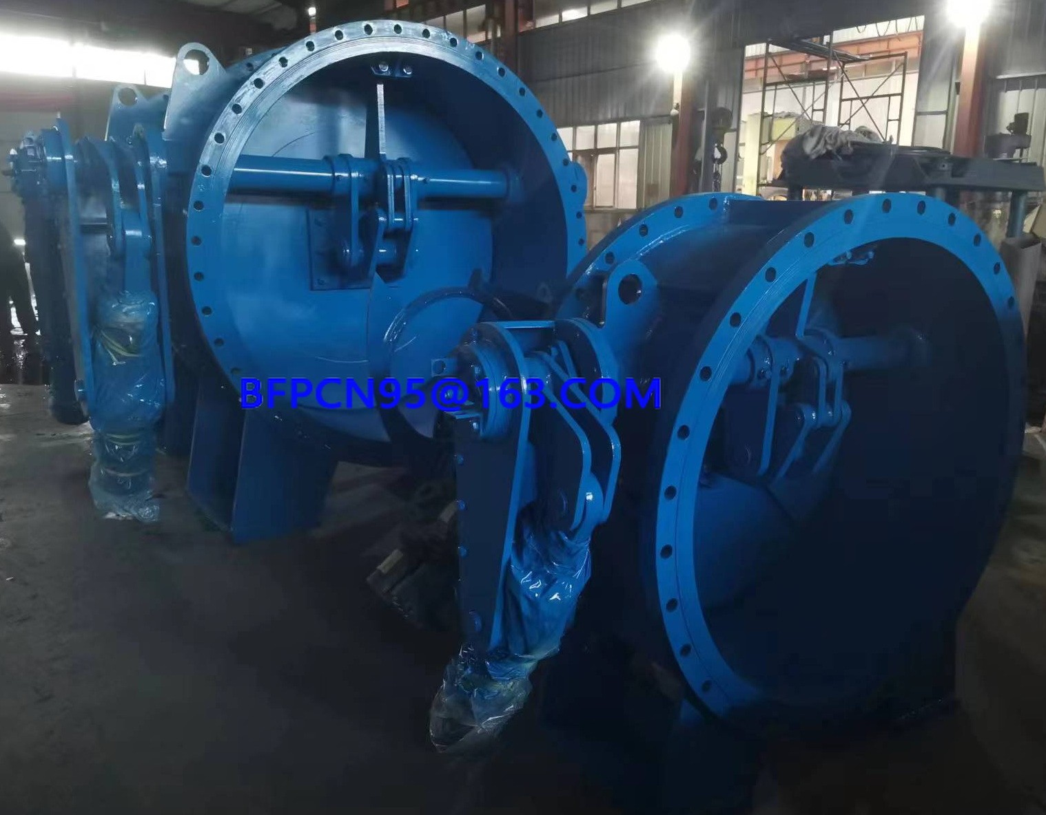 Linking stem butterfly valve