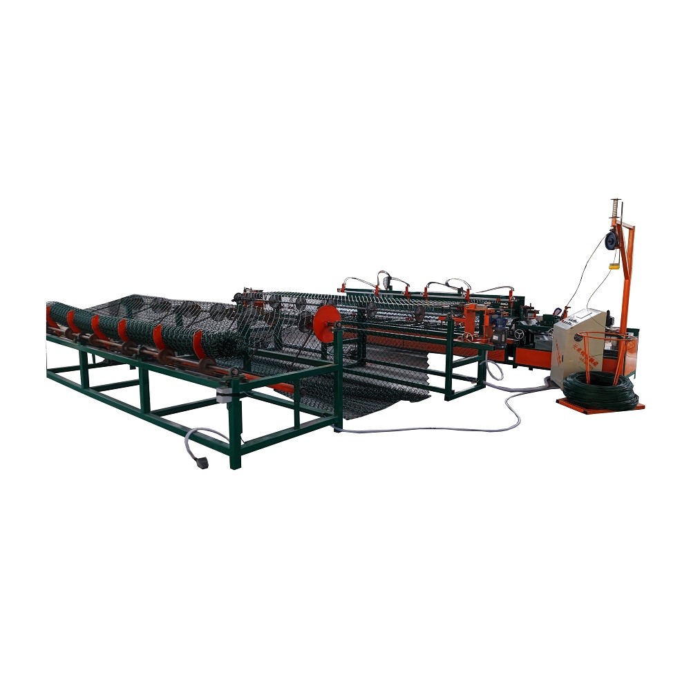 Chain link fence machine / 3