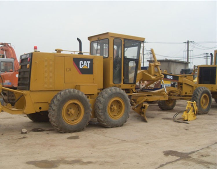 used motor graders / 2