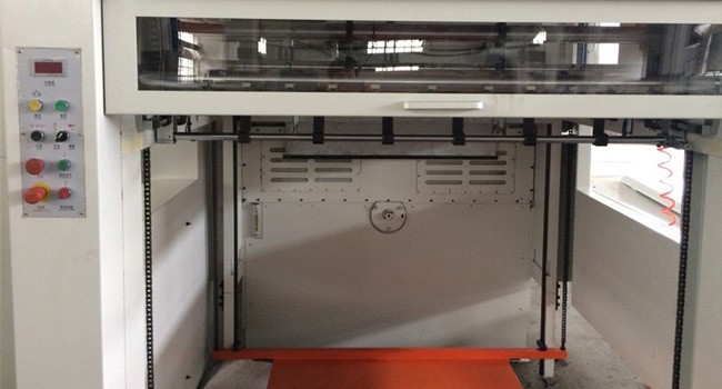 Semi-auto Die Cutting Machine / 6