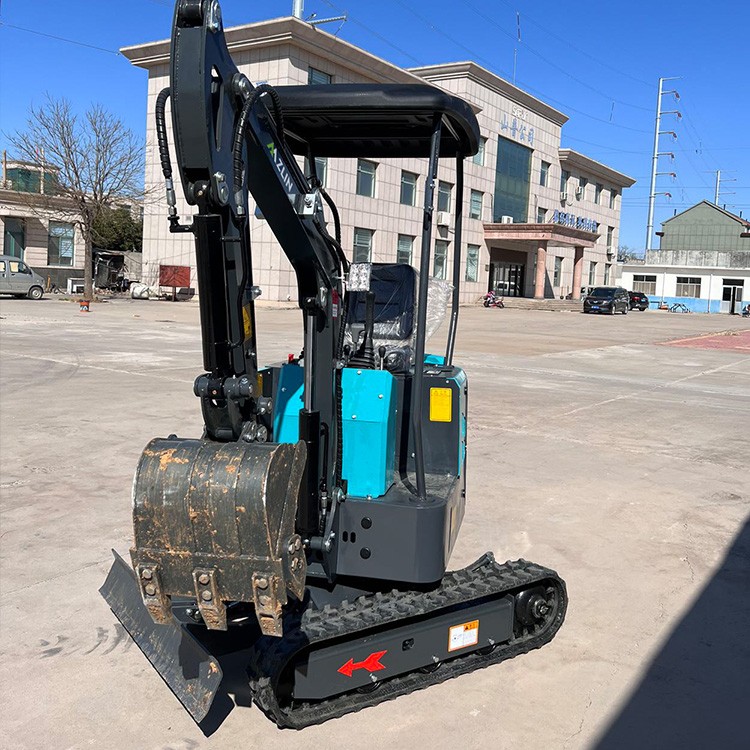 1.7t Micro Digger Bagger / 6