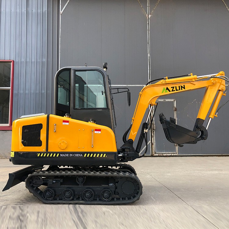 2.5 Ton mini Excavator Digging / 6