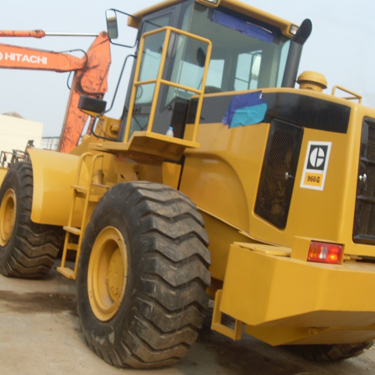 CAT 966G Loader / 4