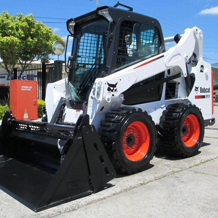 S185 Skid Steer Loader / 2