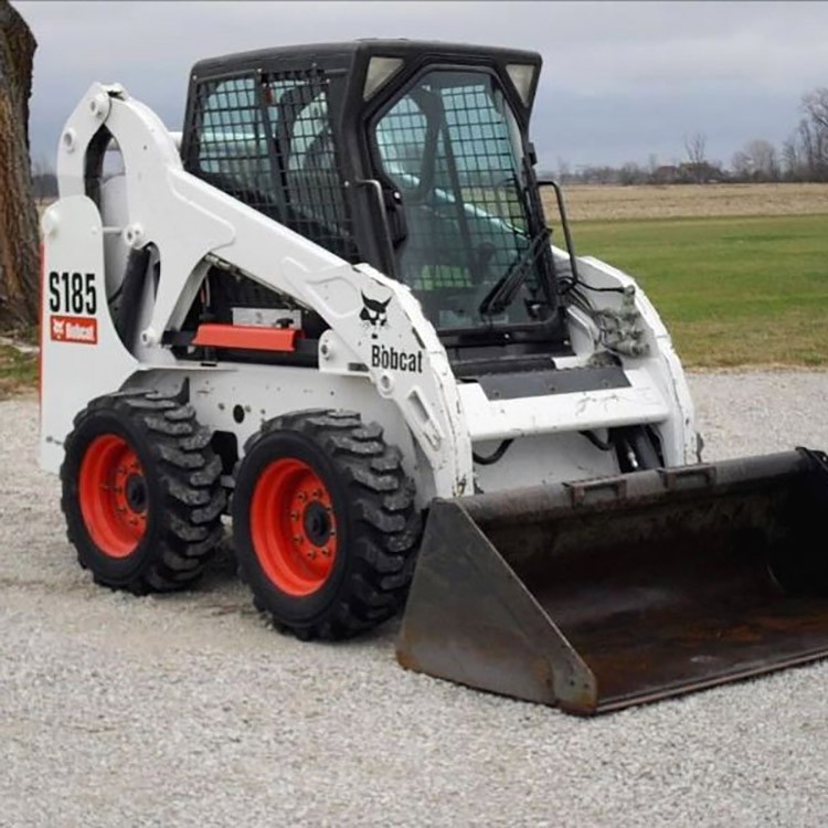 S185 Skid Steer Loader / 3