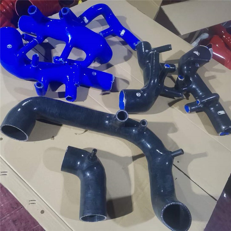 Silicone Elbow Hose / 4