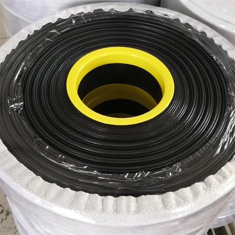 PVC flat bottom hose / 7