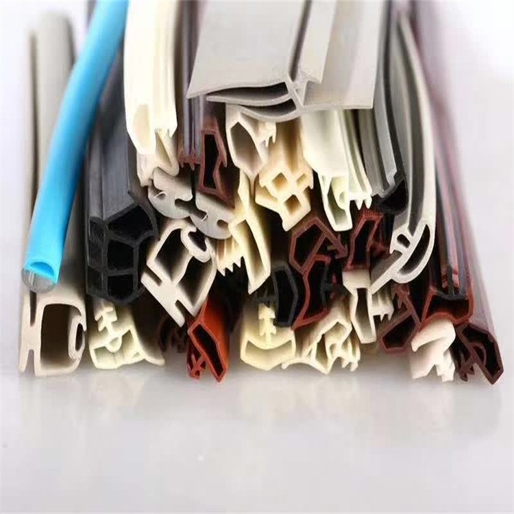 Door and window sealing strip / 4