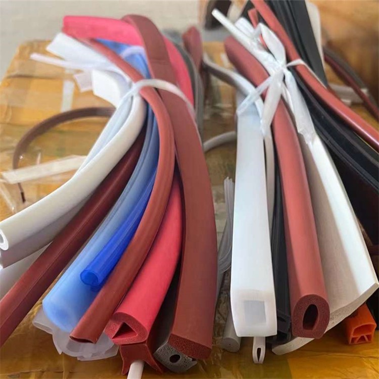 Door and window sealing strip / 9