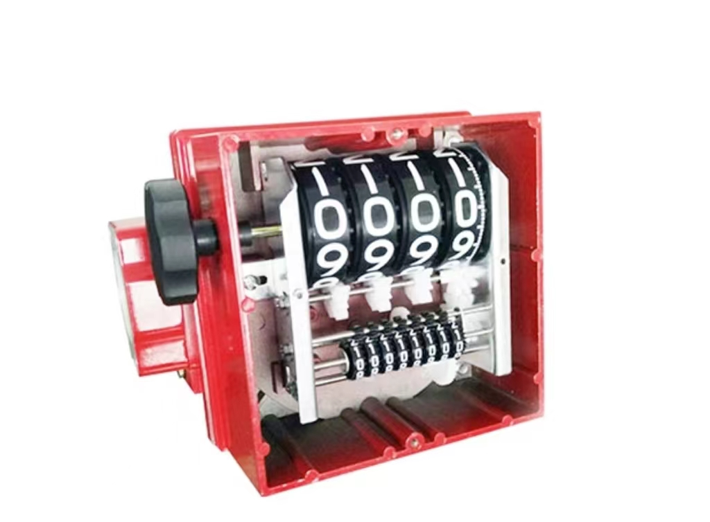four-digit  fuel flow meter / 5