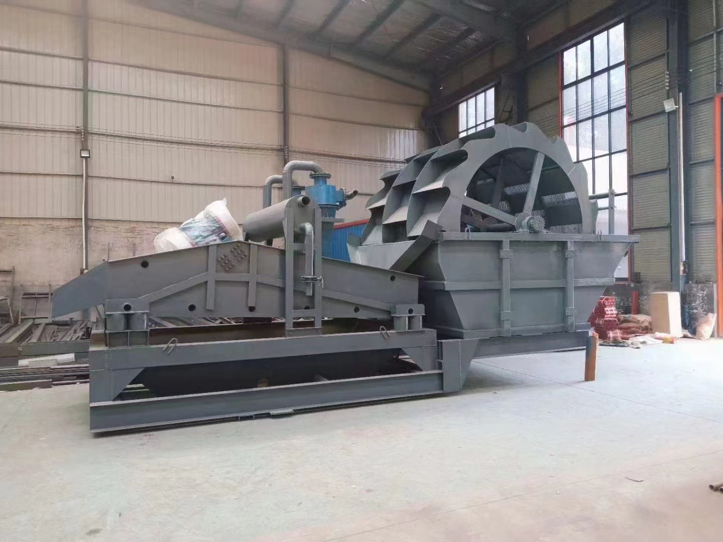 High accuracy sand washer