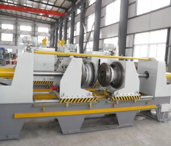 Drum flanging machine