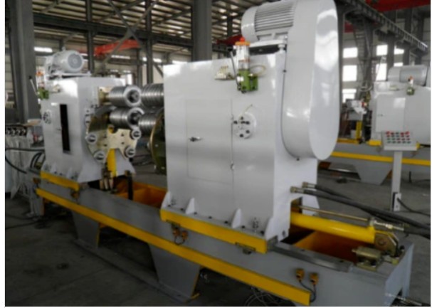 Corrugation Forming Machine / 3