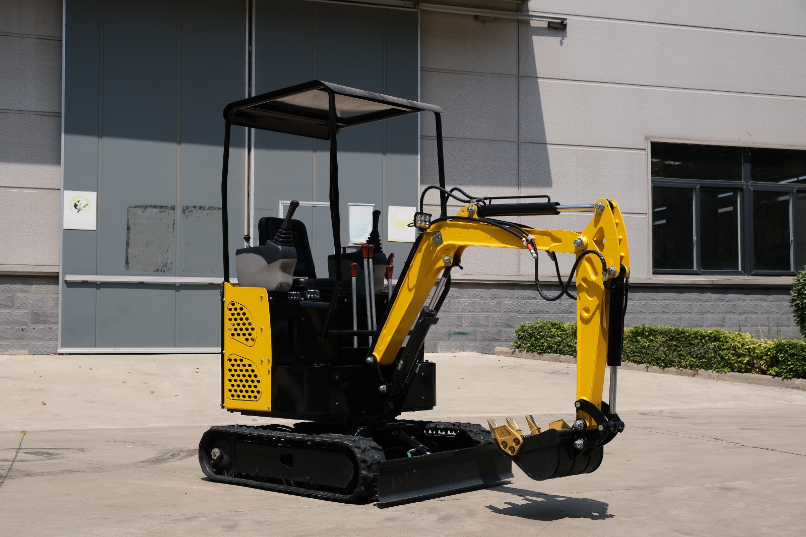 1.7 mini hydraulic crawler excavator / 6